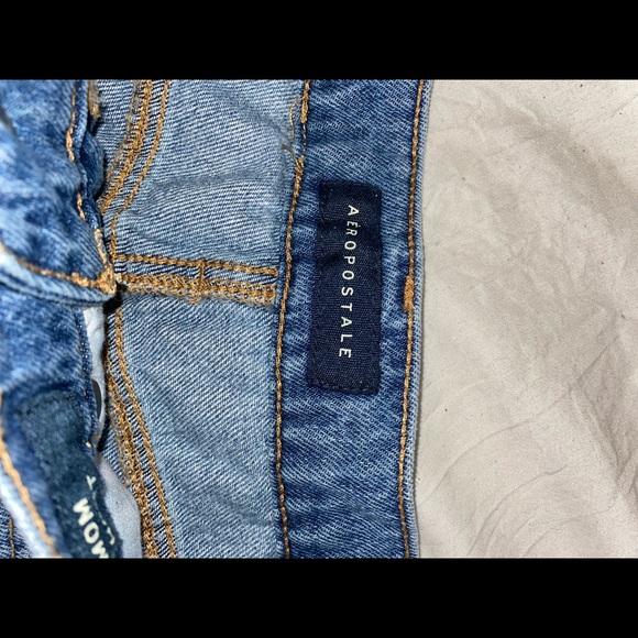 💙Aeropostale Mom Shorts💙 - Picture 3 of 5